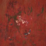 Meuble bas ancien laqué rouge en orme – Chine, vers 1900