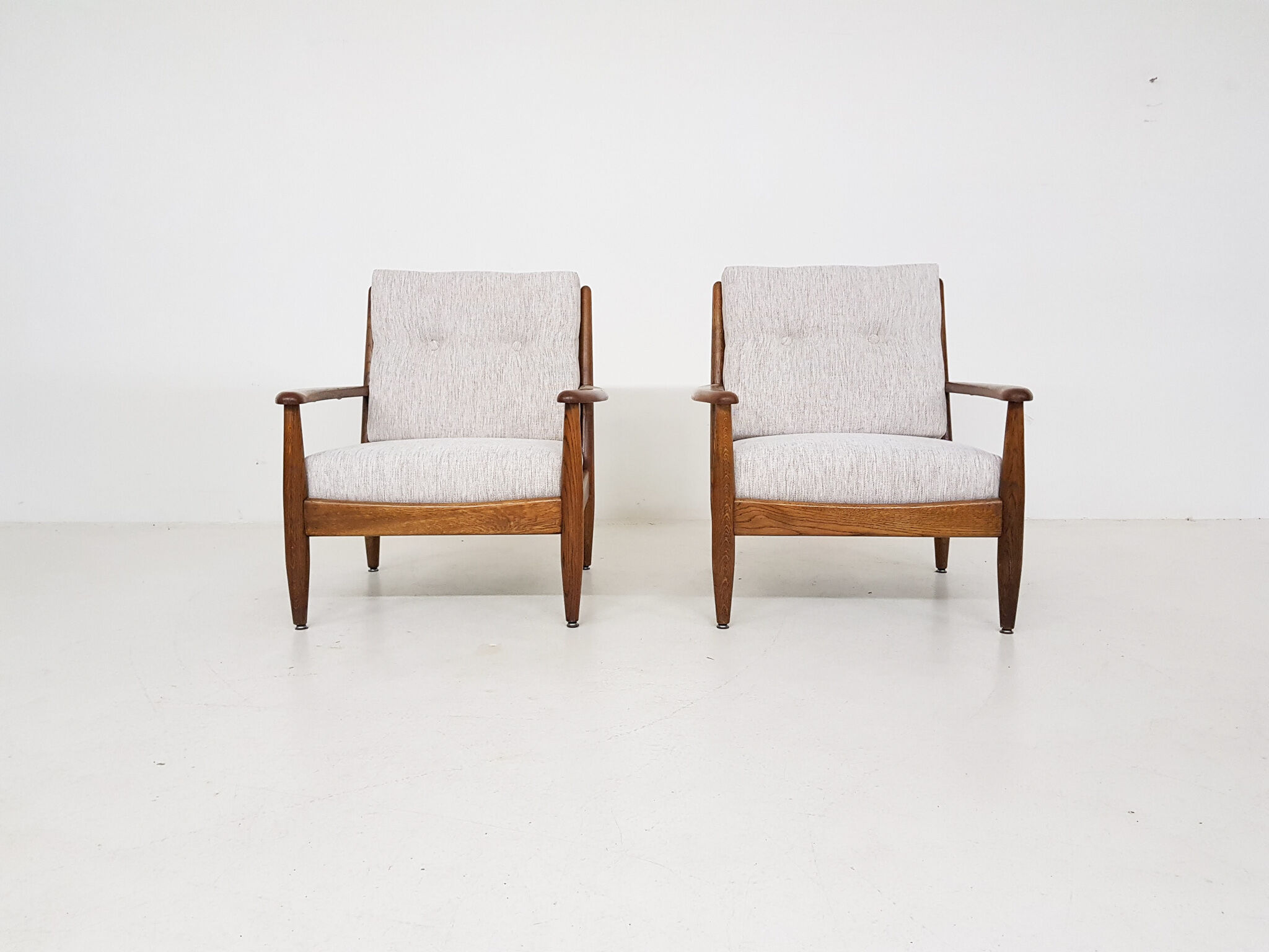 Set of 2 oak lounge chairs, The Netherlands 1960’s