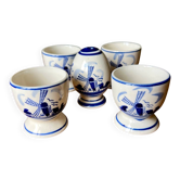 Ensemble de 4 coquetiers et salière vintage en faïence Delft bleue
