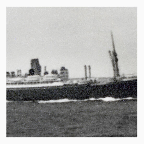 Photographie d'un bateau sorti tout droit des pages d'un album de Tintin