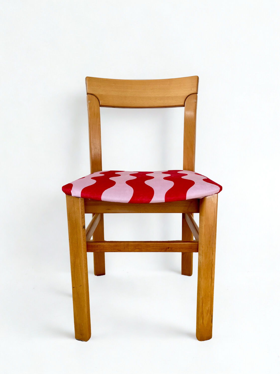 Paire de chaises en orme, années 1970