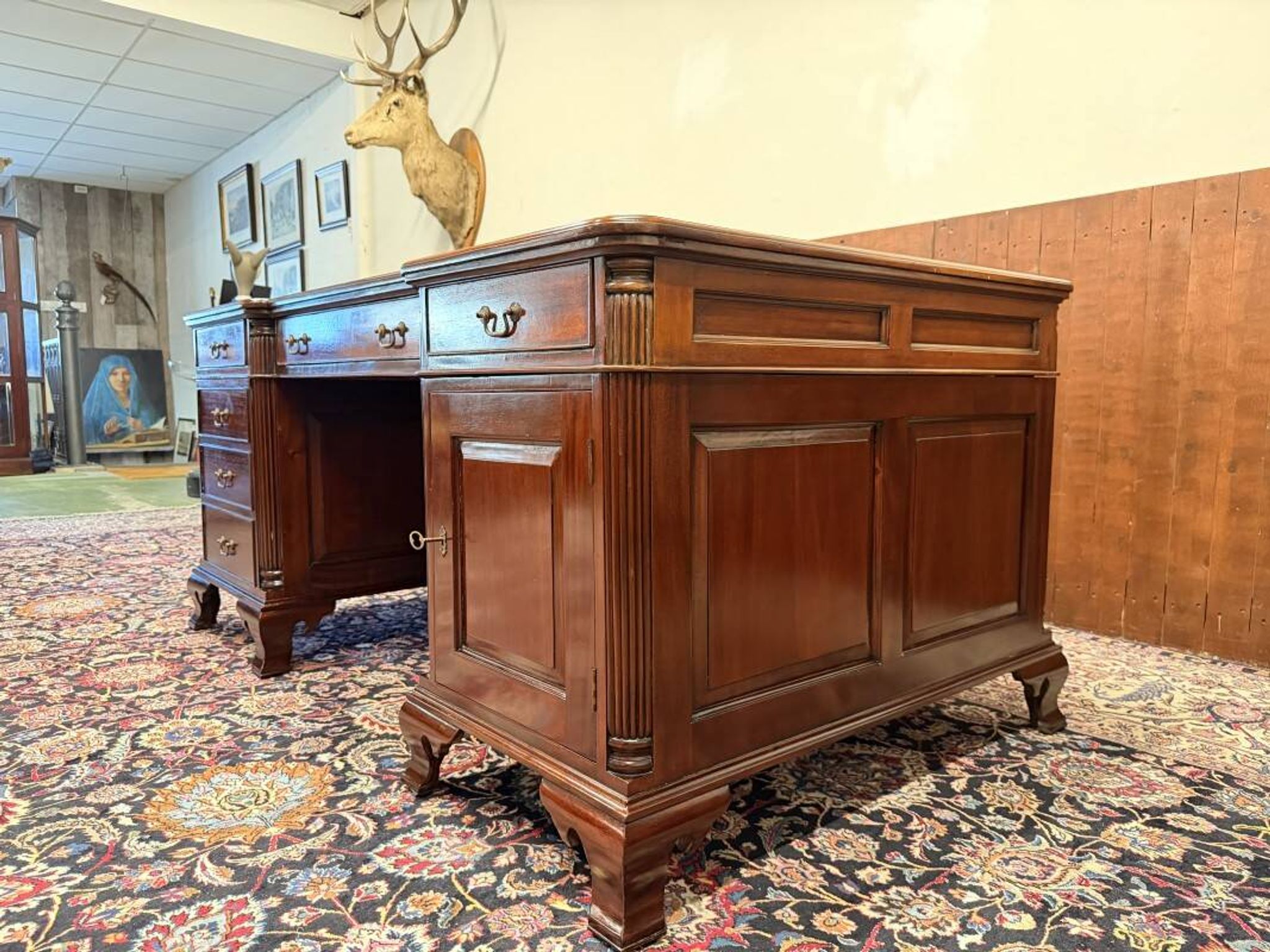 Classic English desk with green leather