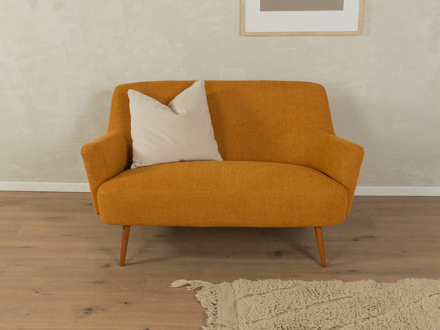 Charming cocktail sofa