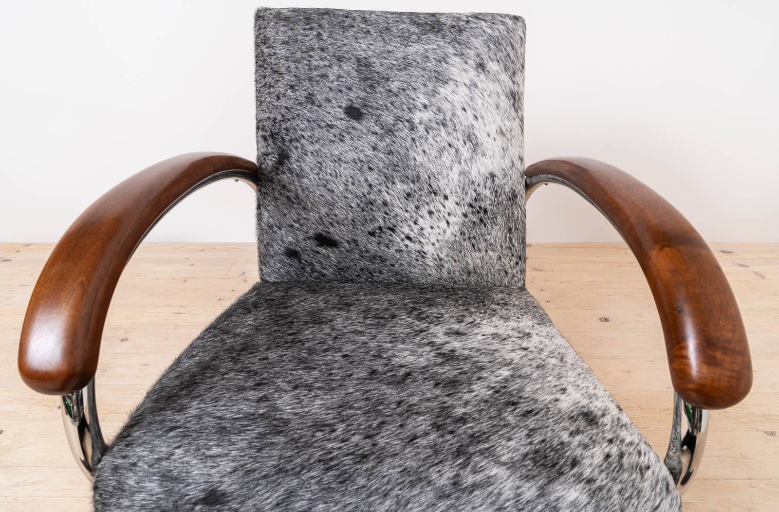 Iconic Armchair Model H221 designed by Jindřich Halabala for UP Závody