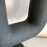 Candlestick by Weight Here de Kibisi