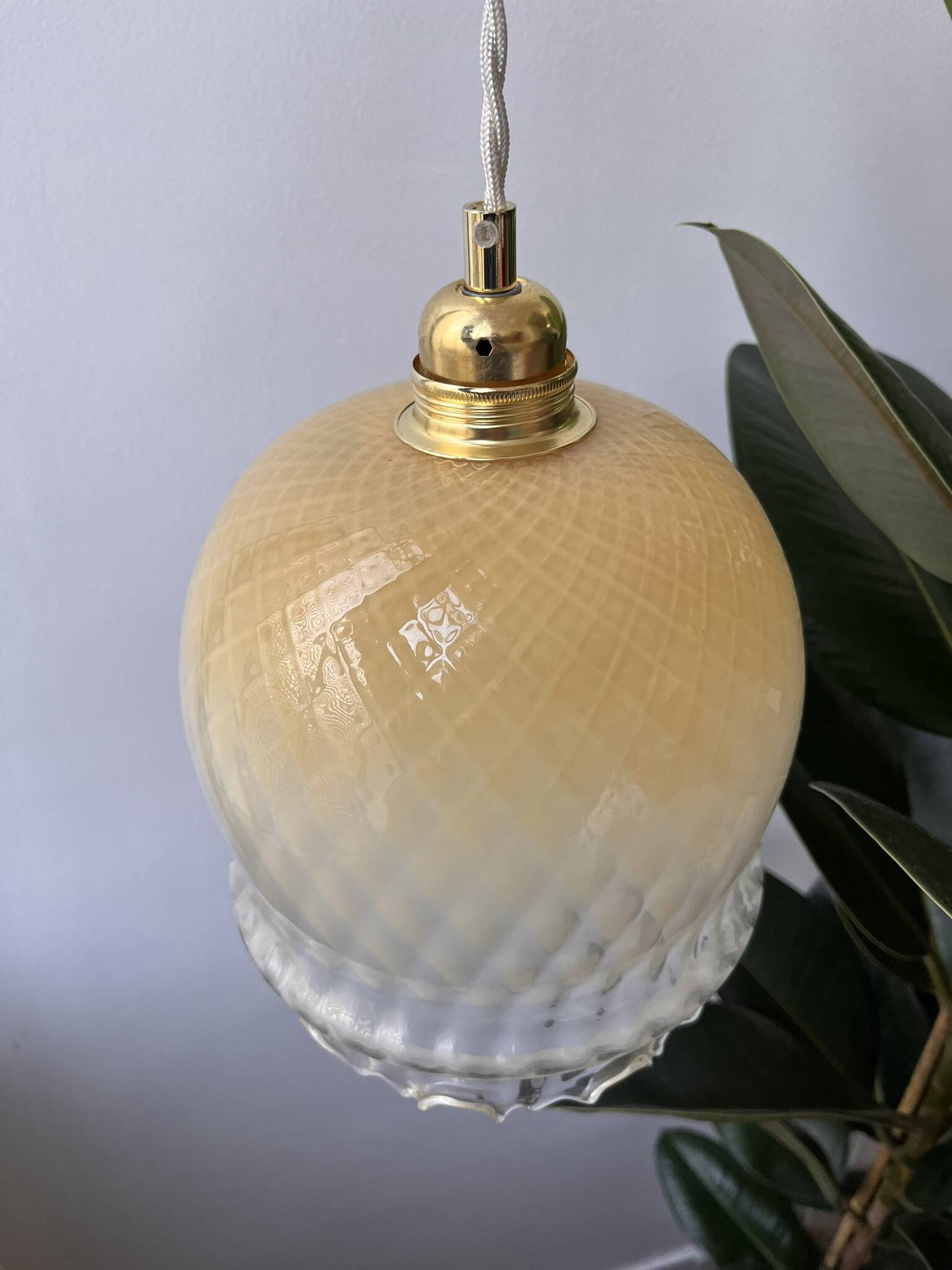 Large tropical style pineapple pendant light