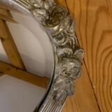 Miroir très ancien, encadrement motif fleur
