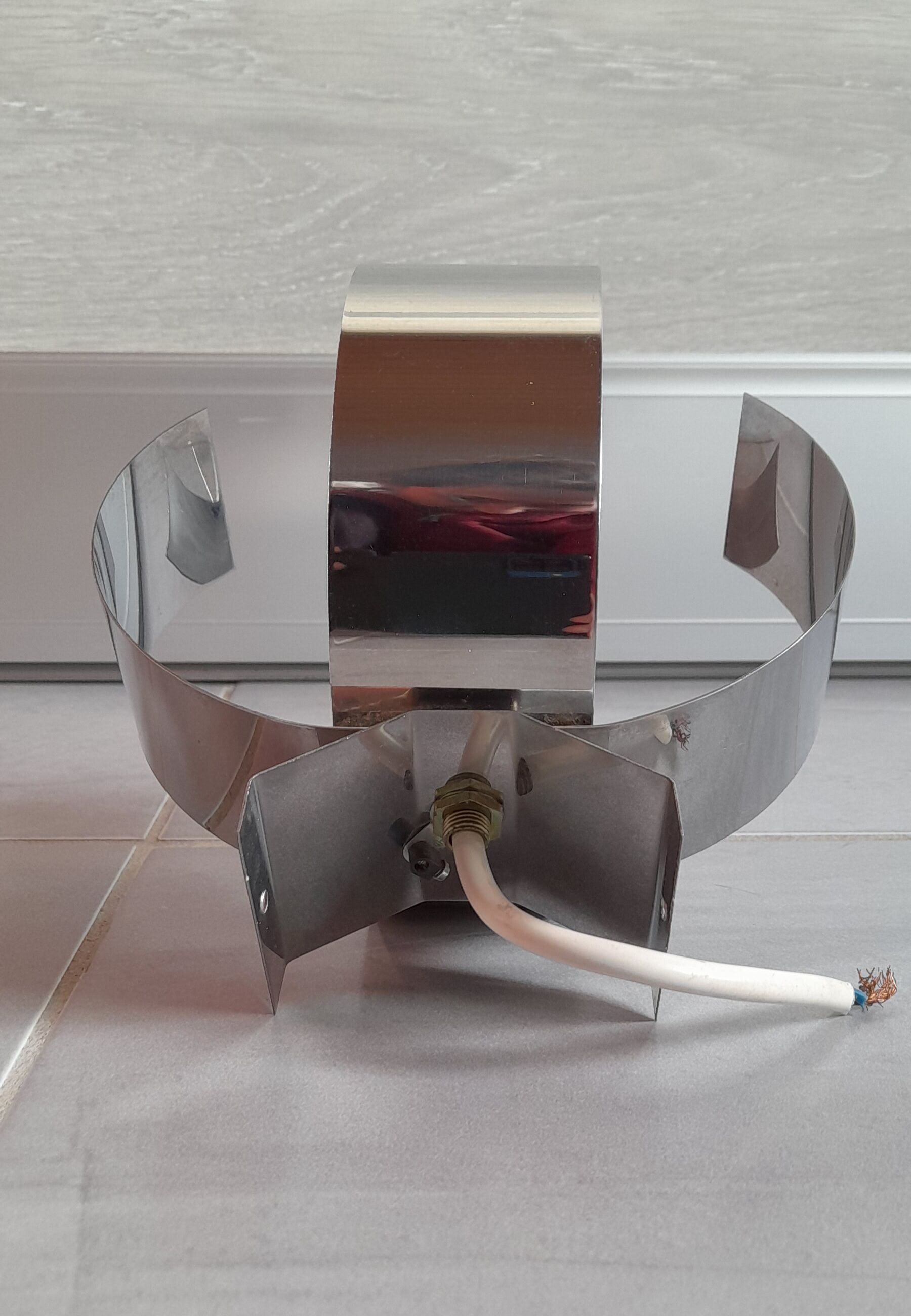 Lamp space age aluminum 70s