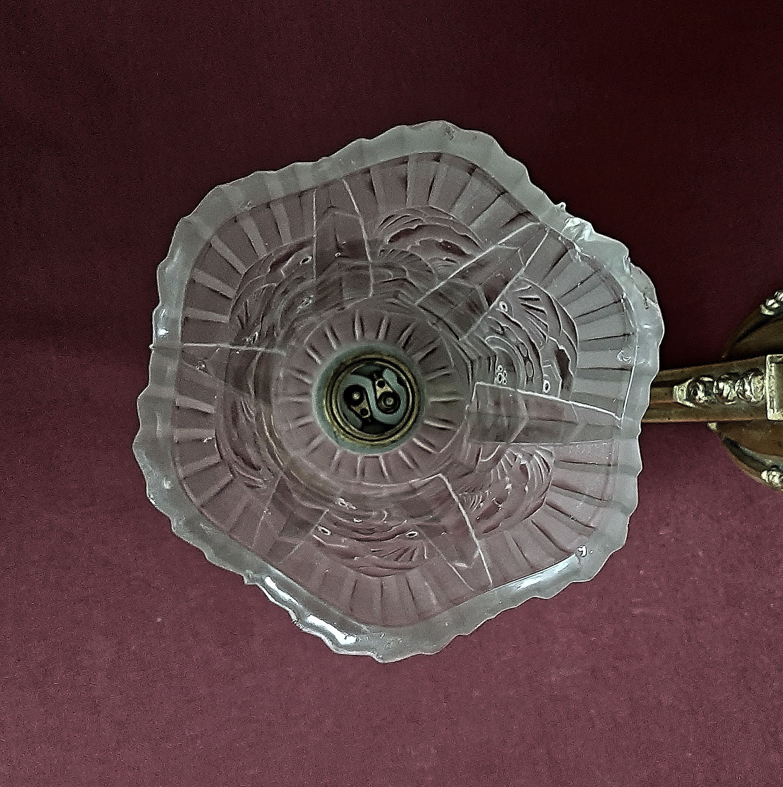 Art deco period wall lamp, tulip signed maynadier