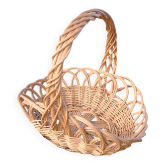 Wicker basket