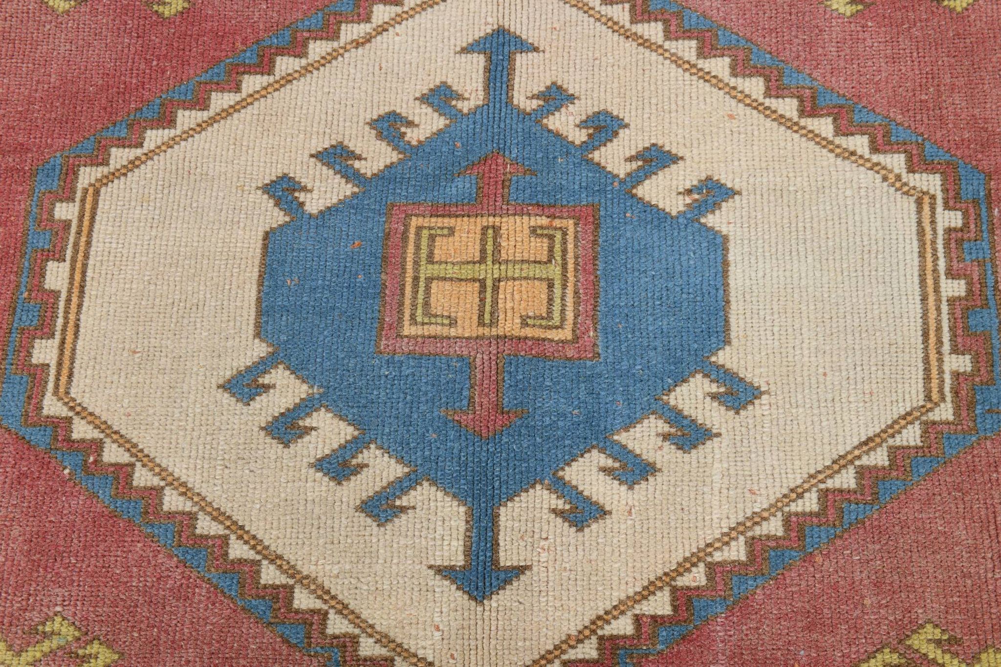 4x6 Burgundy & Blue Oriental Vintage Rug, 132x190Cm