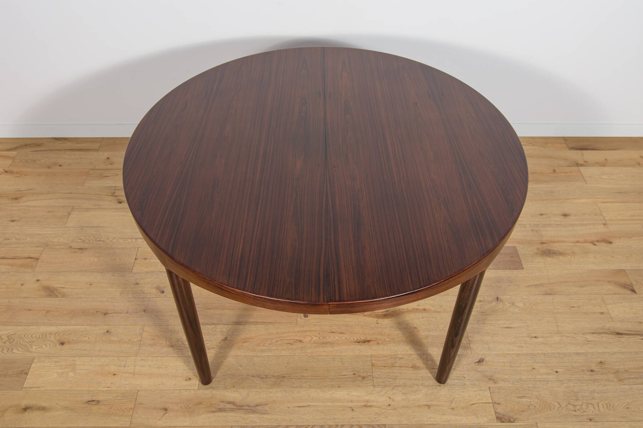 Mid-Century Extendable  Rosewood Dining Table by Harry Østergaard for Rande