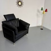 Contemporary design armchair Intertime I-Cielo in black leather