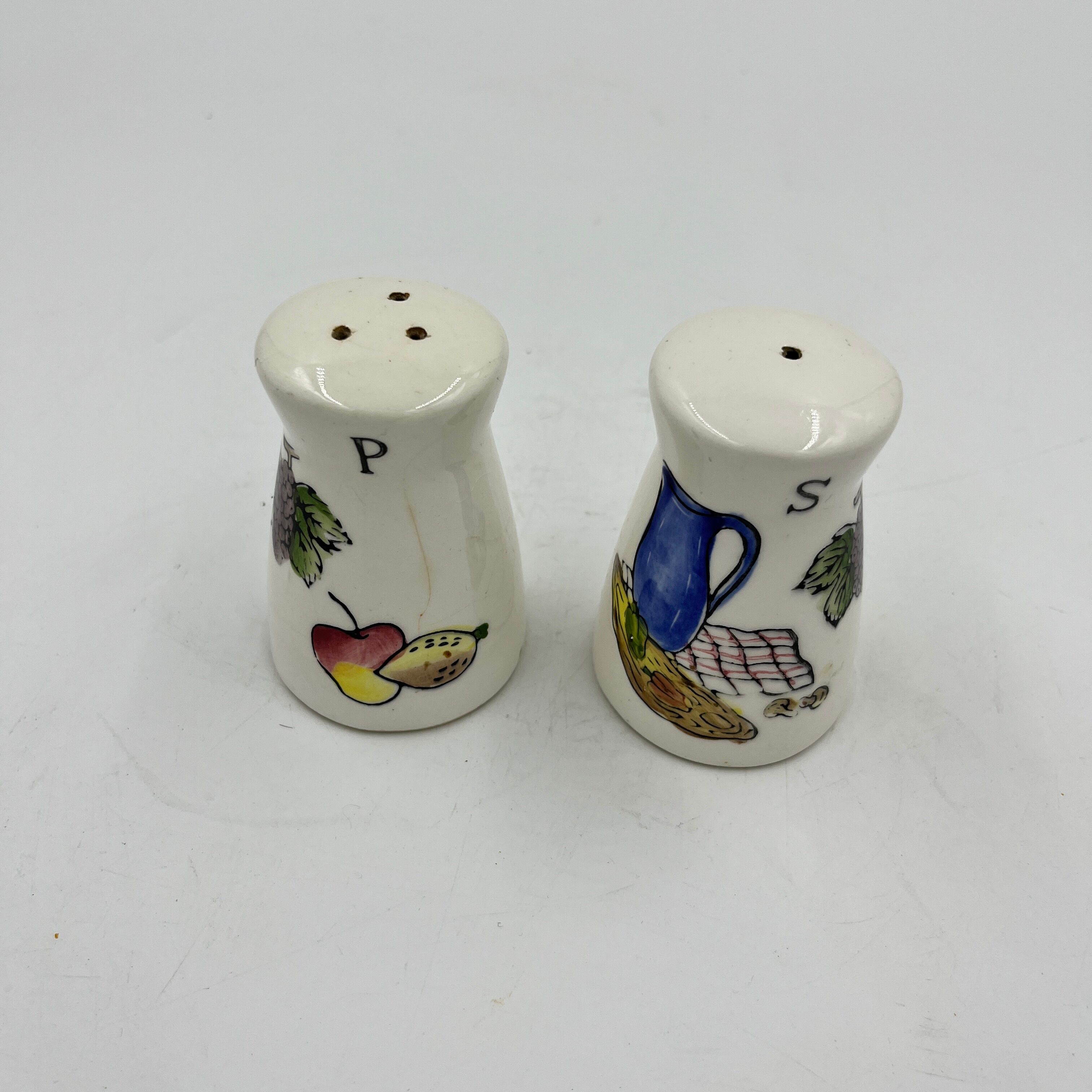 Salière et poivrier en céramique