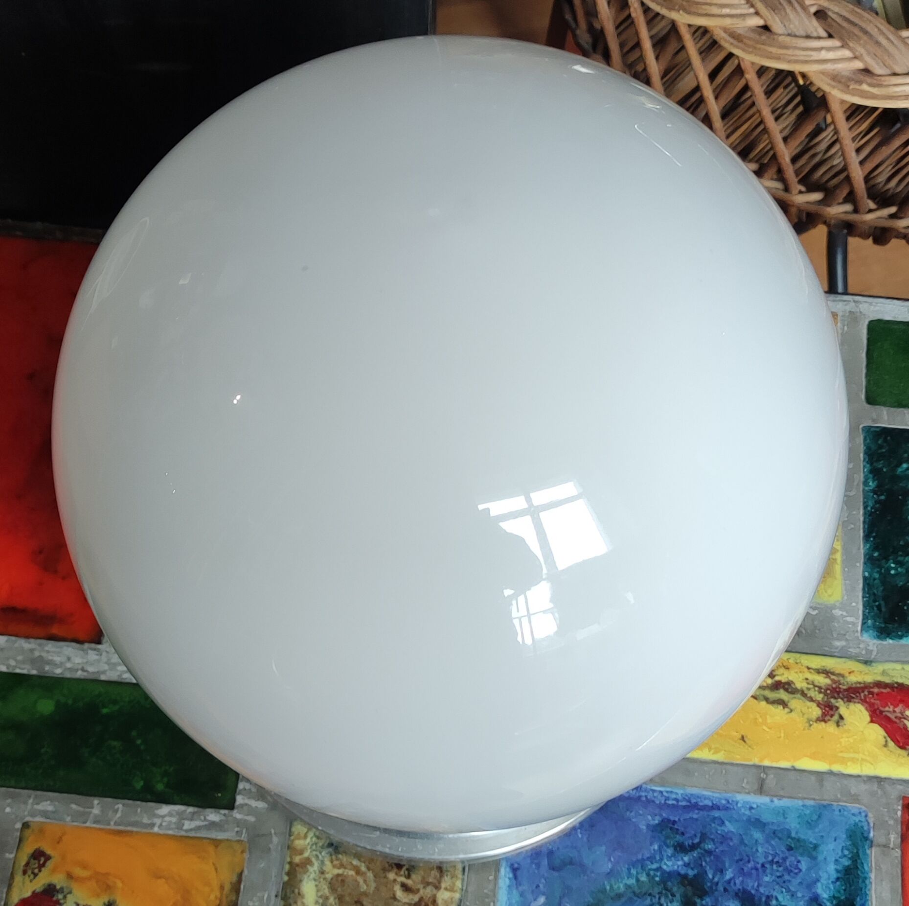 Suspension ball globe glass