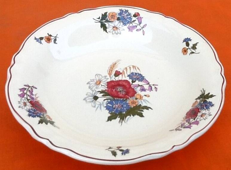 Large salad bowl with polylobed edges Earthenware Sarreguemines France Agreste model