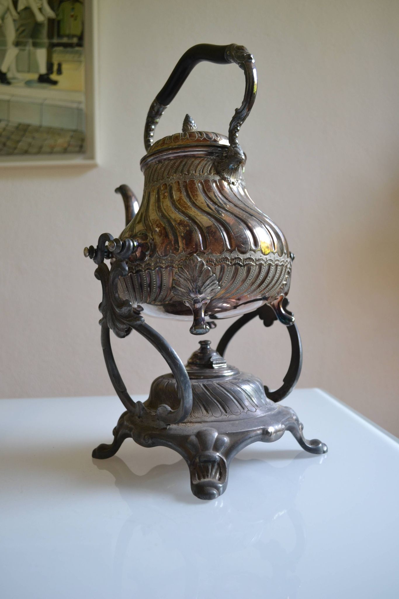 Art Nouveau teapot or samovar in silver-plated metal by goldsmith Victor Saglier