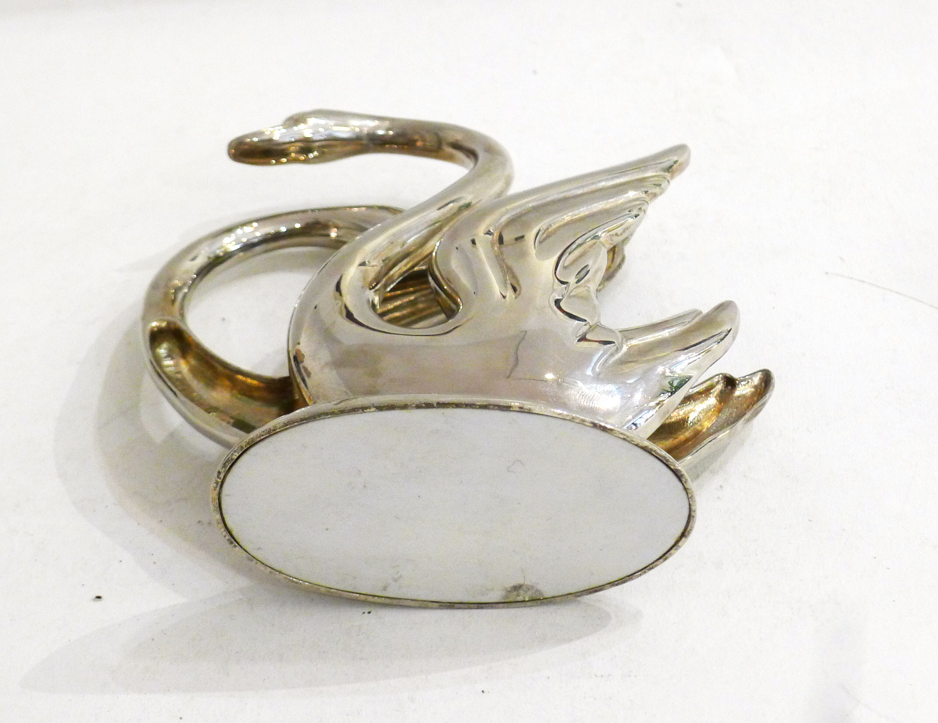 Silver swan towel racks