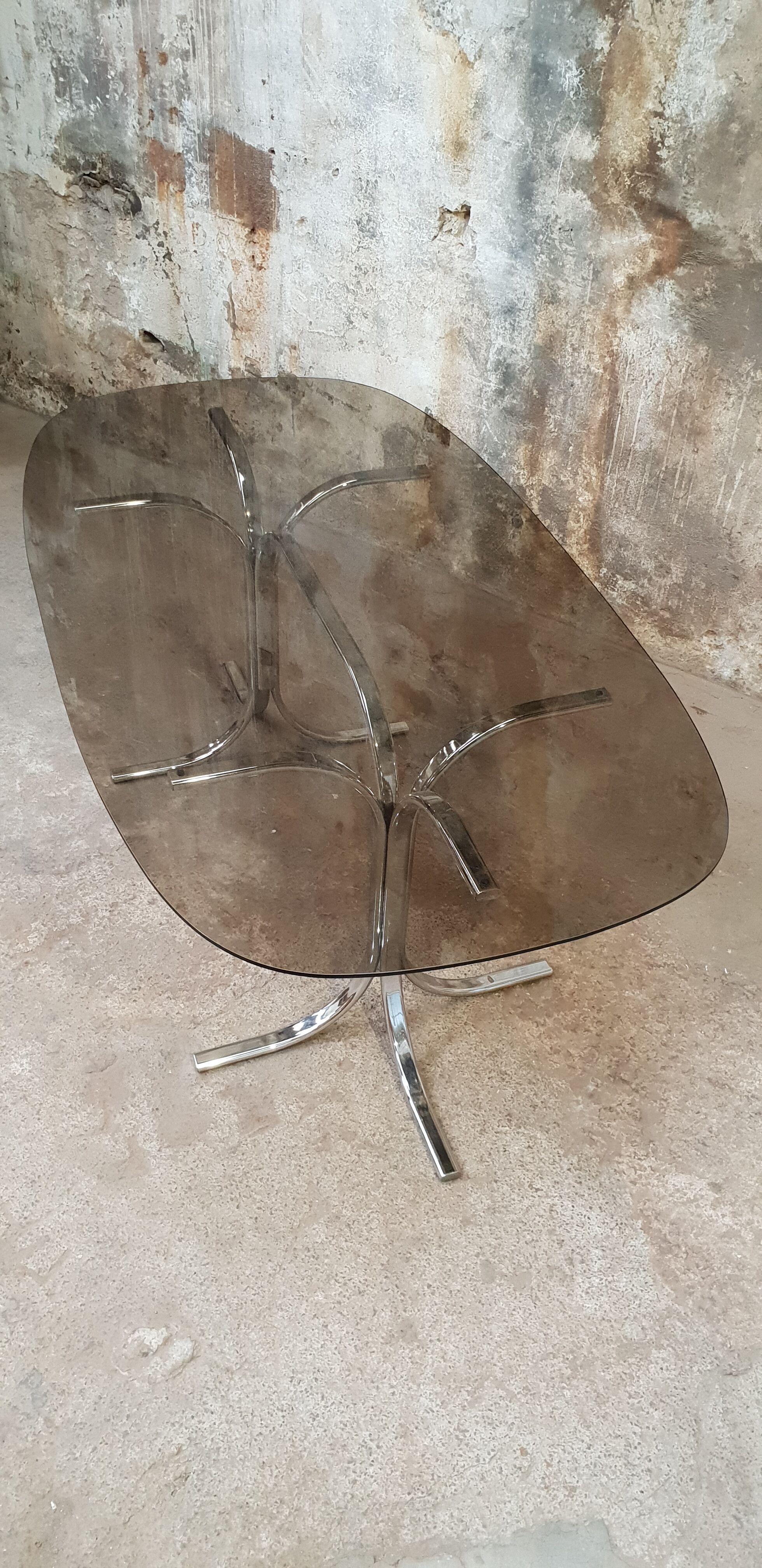 Table ovale en verre vintage