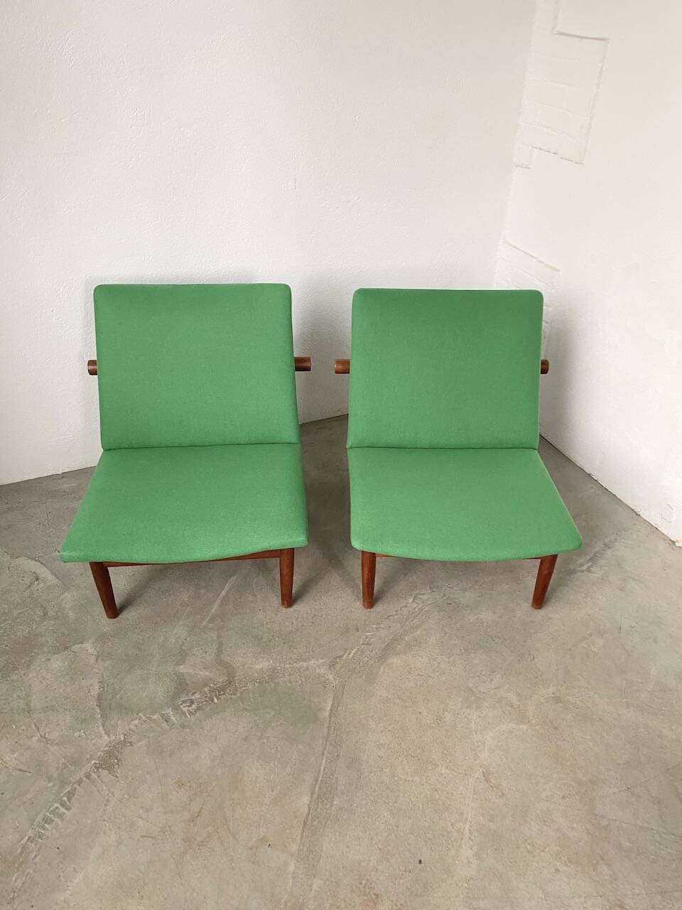 Pair of Finn Juhl Armchair model “Japan” France & Son