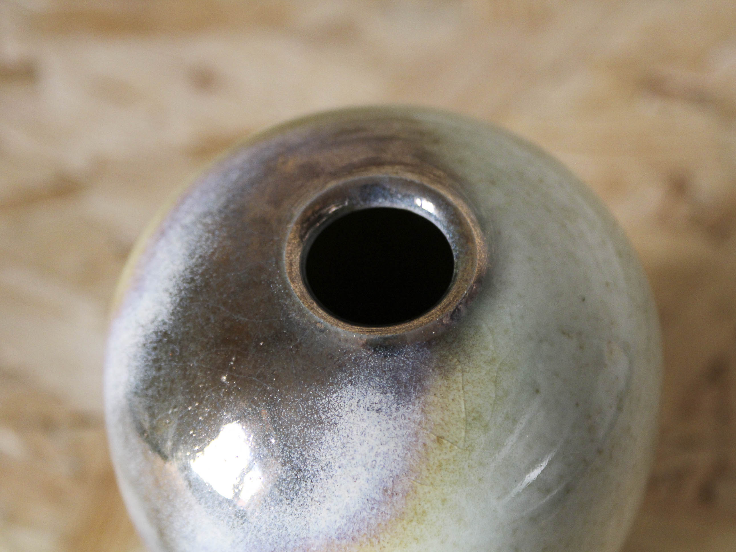 Vase en porcelaine émaillé Paul Beckrich