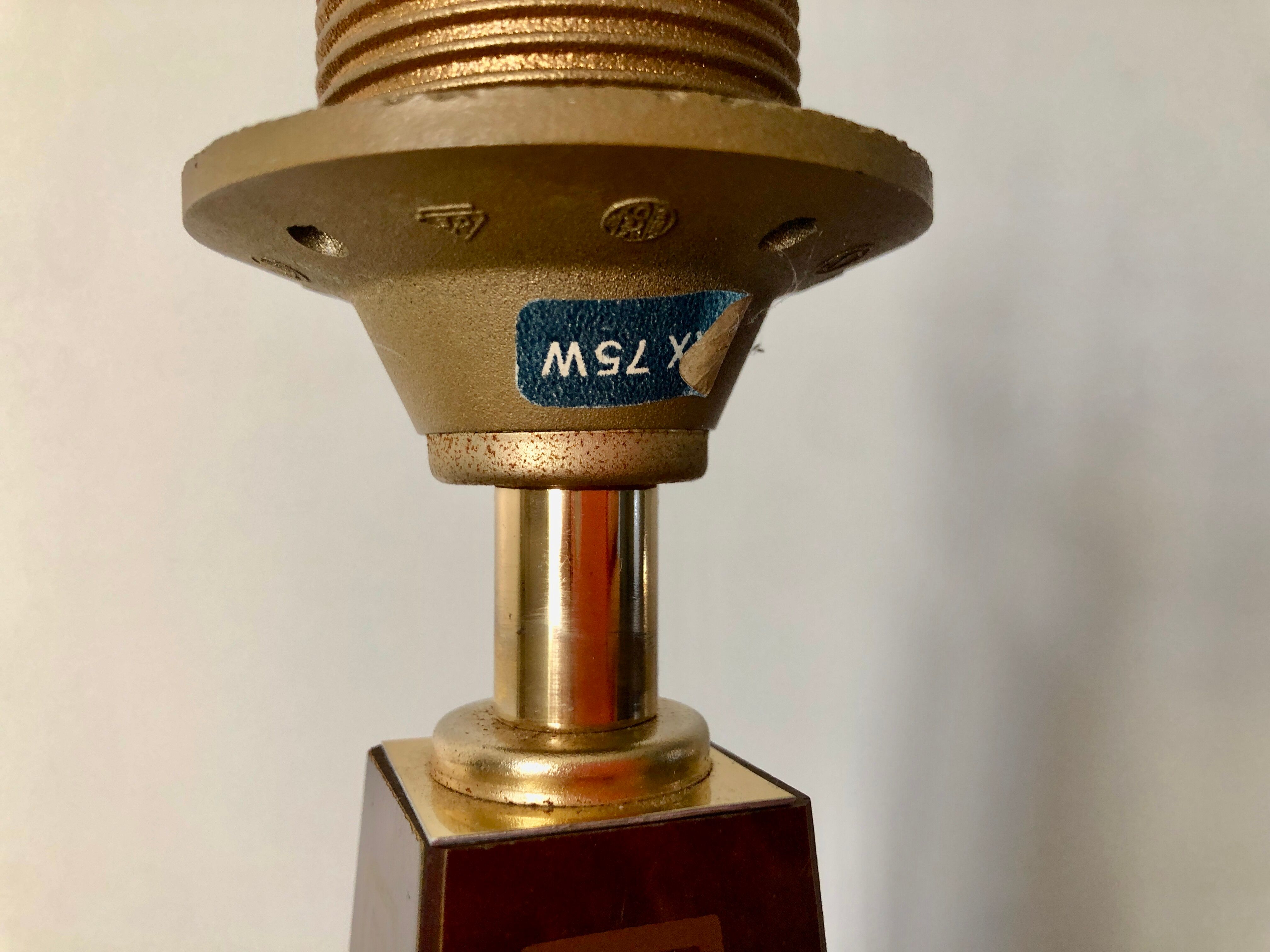 Obelisk lamp foot Le Dauphin 1970