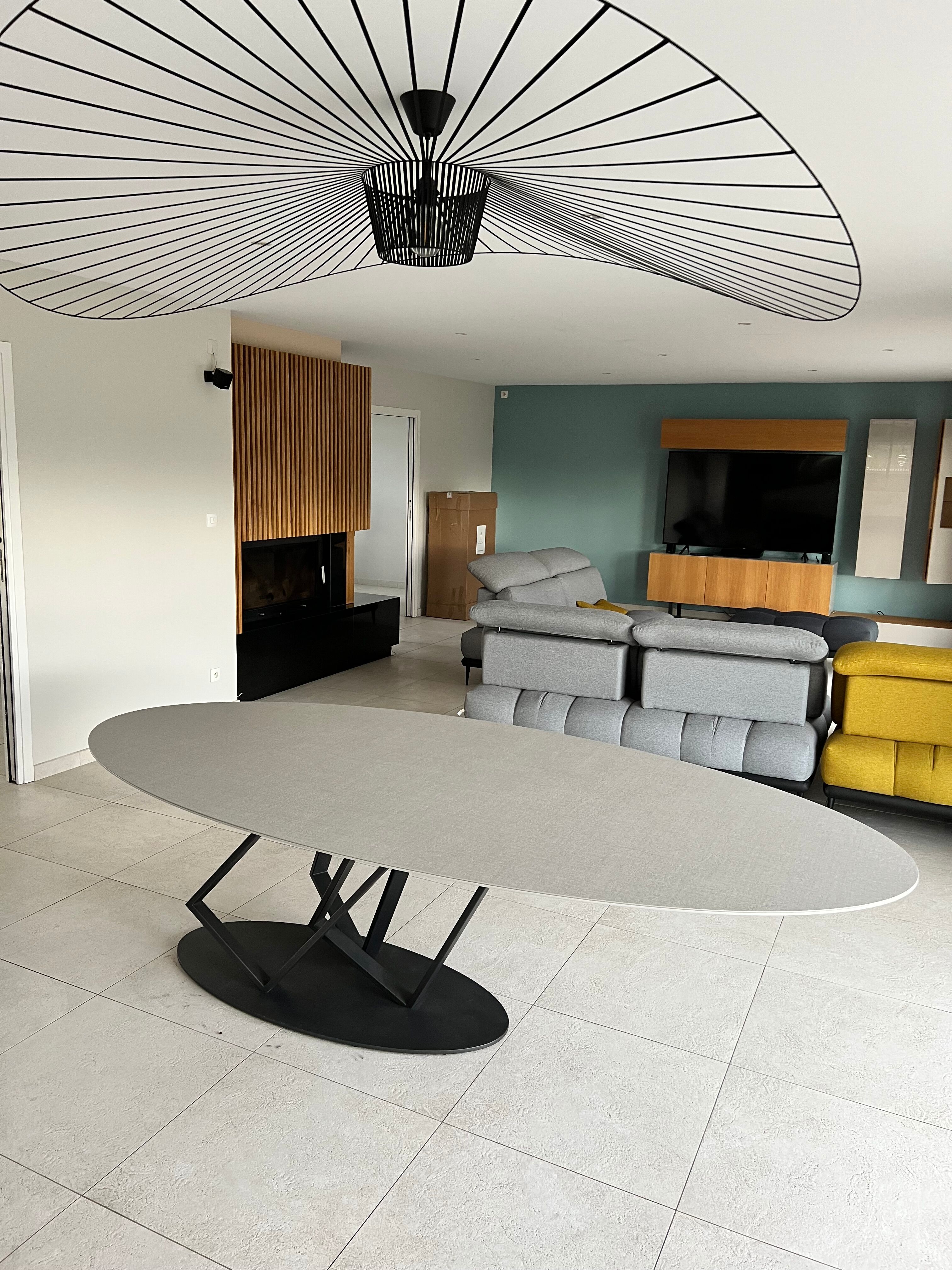 Table XXL furniture Vetraa