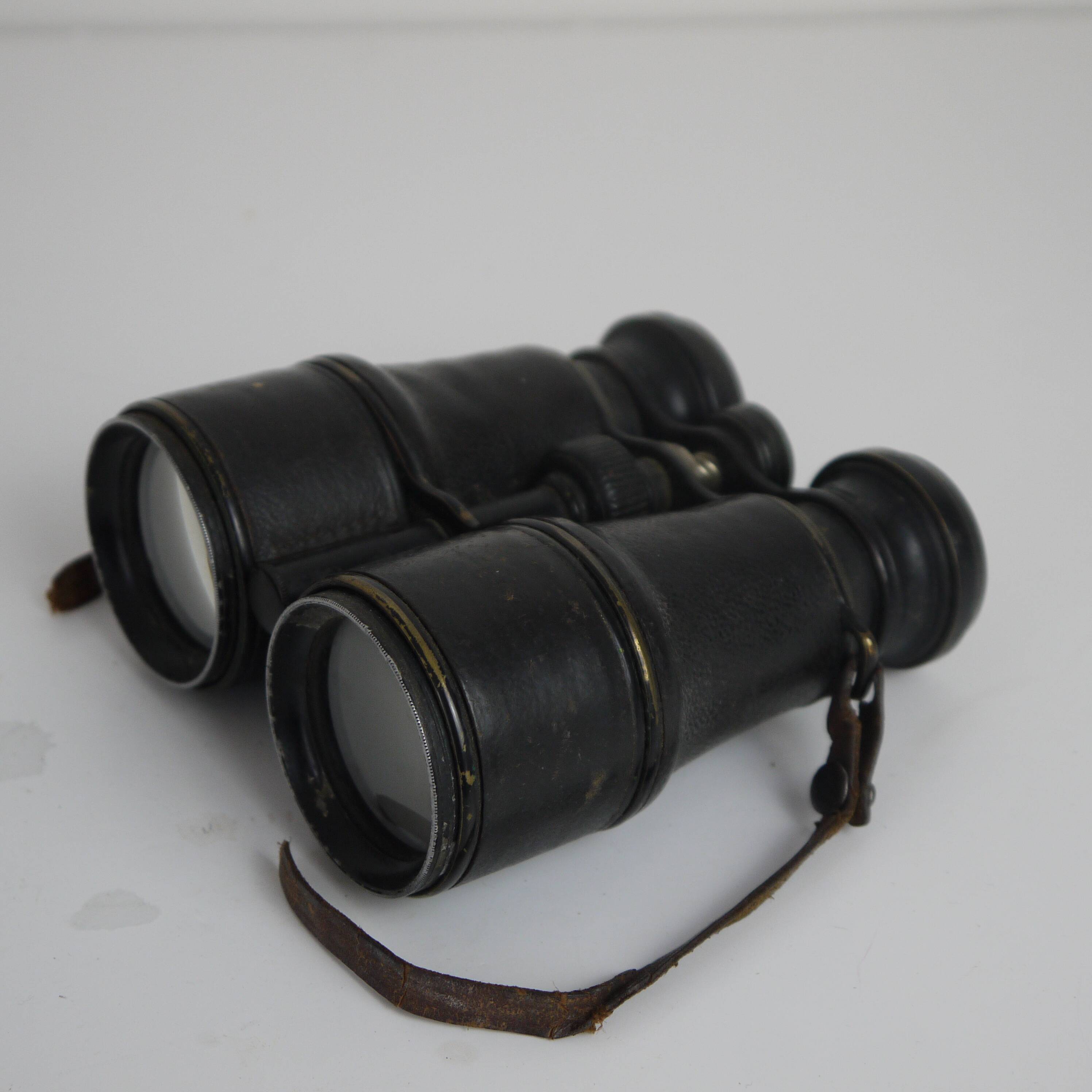 Strembel military twins