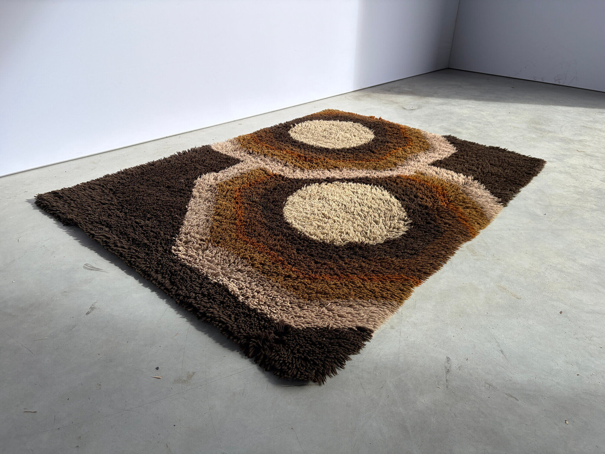 Vintage modernist rug by Desso, 1970s