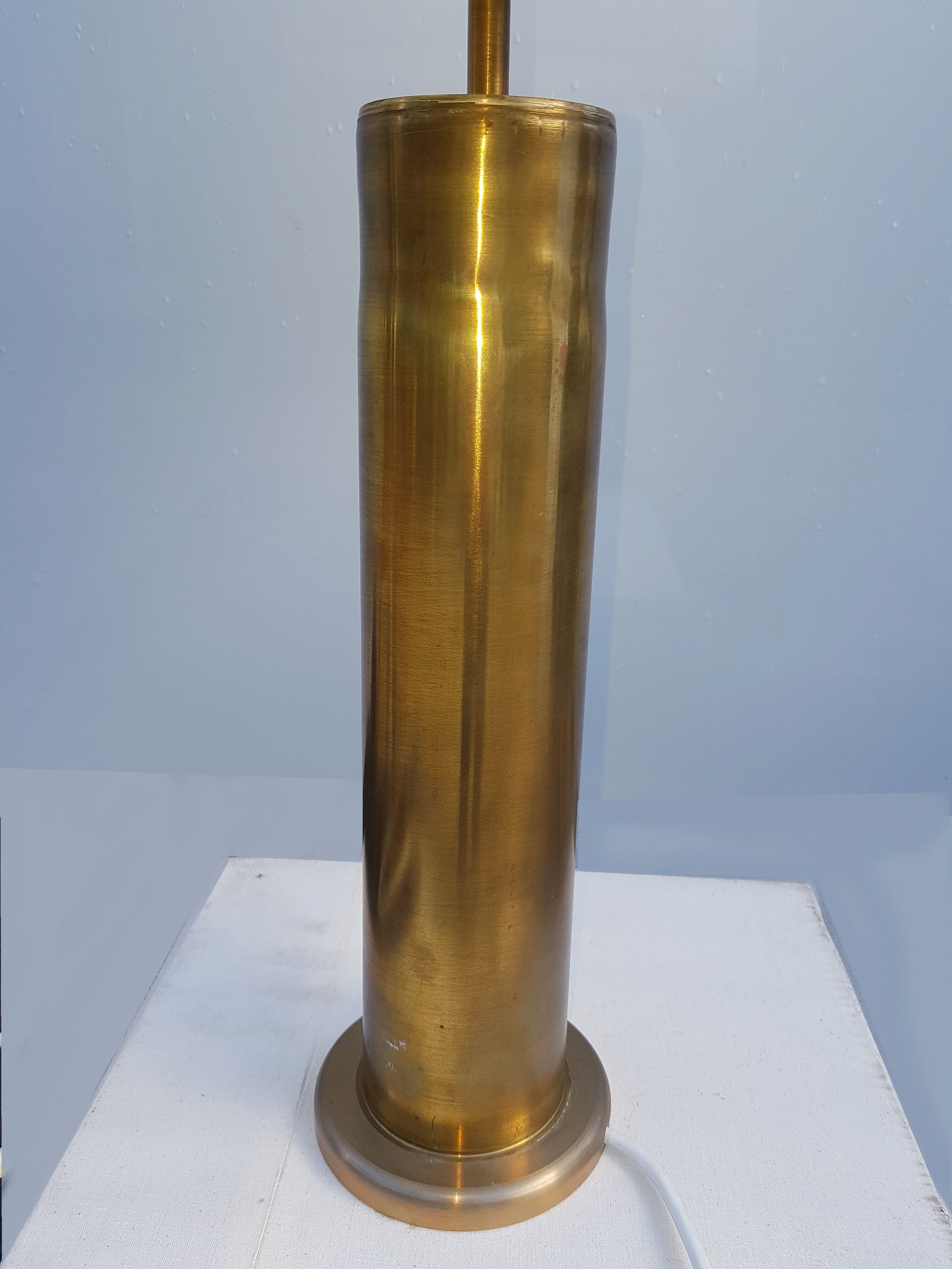 Cylinder foot vintage table lamp in bronze