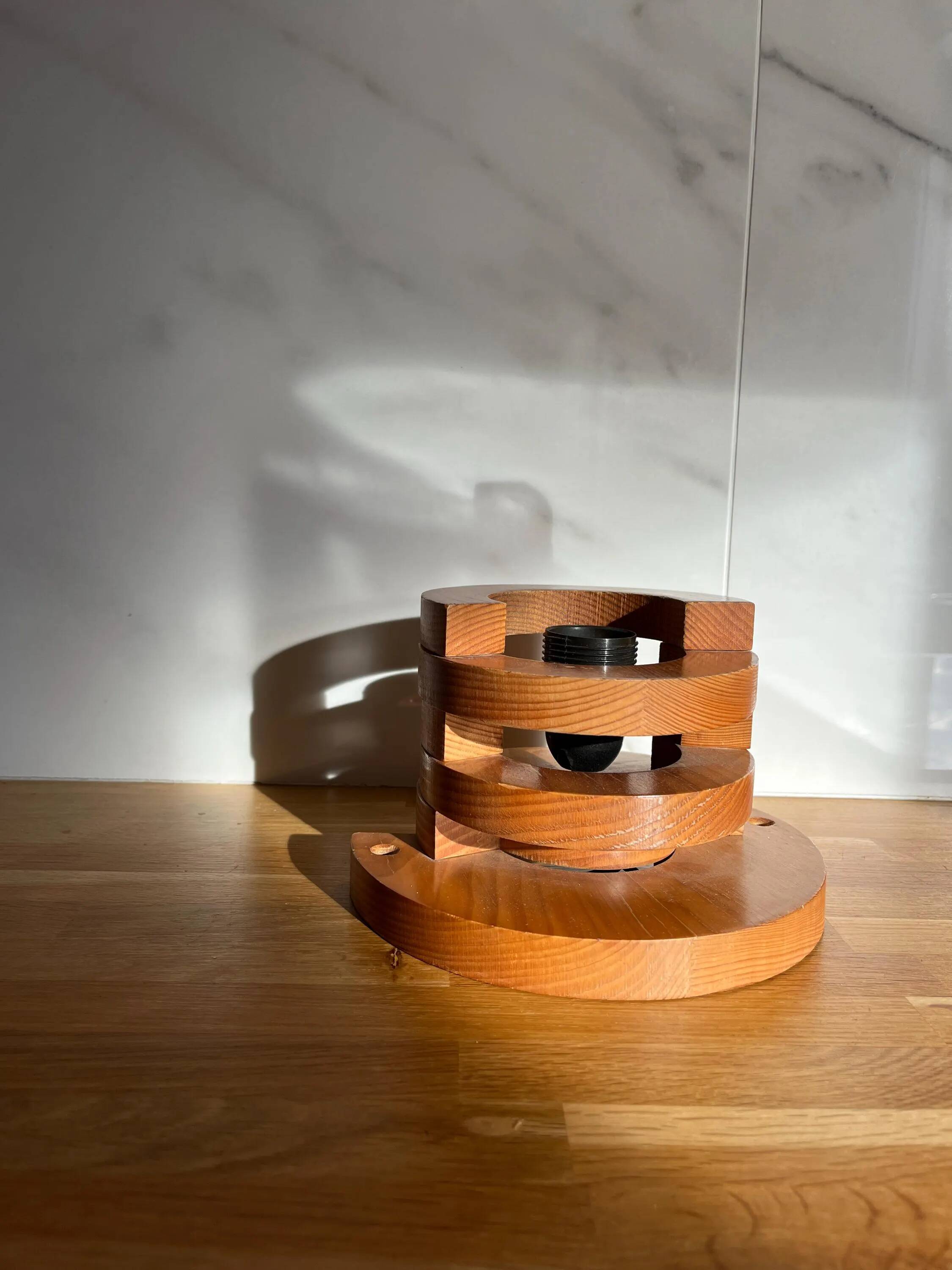 Round pine wall light, 1970