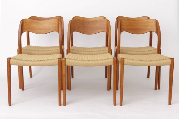 Ensemble de 6 chaises Møller modèle 71   Chaises de salle à manger en teck danois moderne   Années 1960