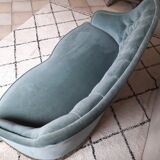 Blue velvet toad sofa