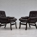1970s, Scandinavian lounge chair in original condition, brown leather, dark bent wood.