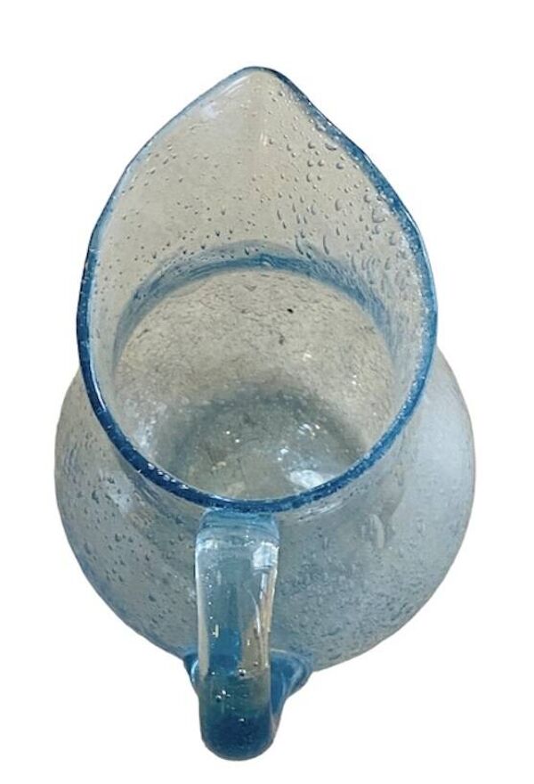 Pichet en verre soufflé Biot