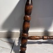 Vintage low stool in solid wood with turned legs – 1950