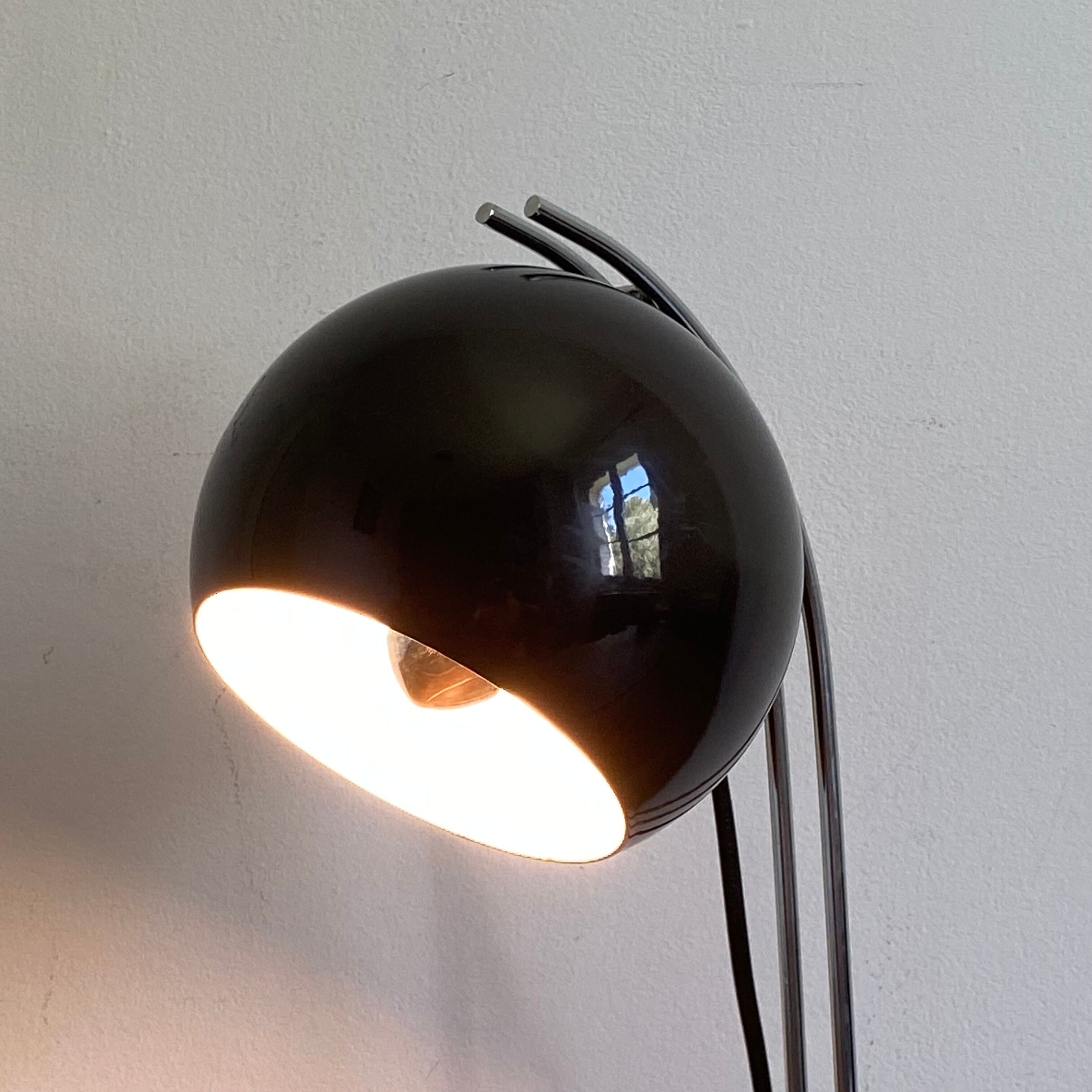 Eye ball lamp. 1970.