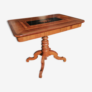 Rectangular pedestal table