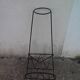 Magazine rack with black metal plant holder 60