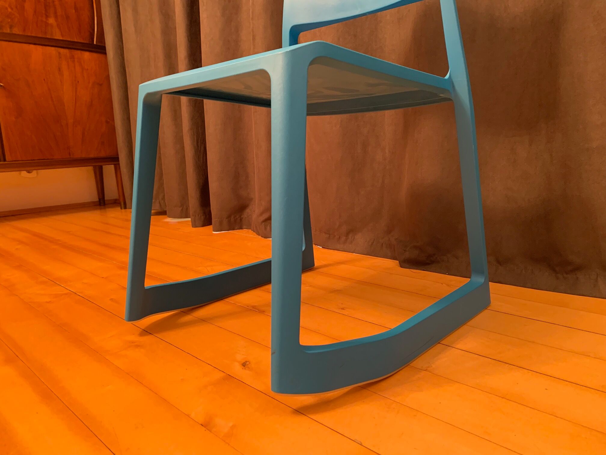 Tip Ton chair, designed by Edward Barber - Jay Osgerby, Vitra