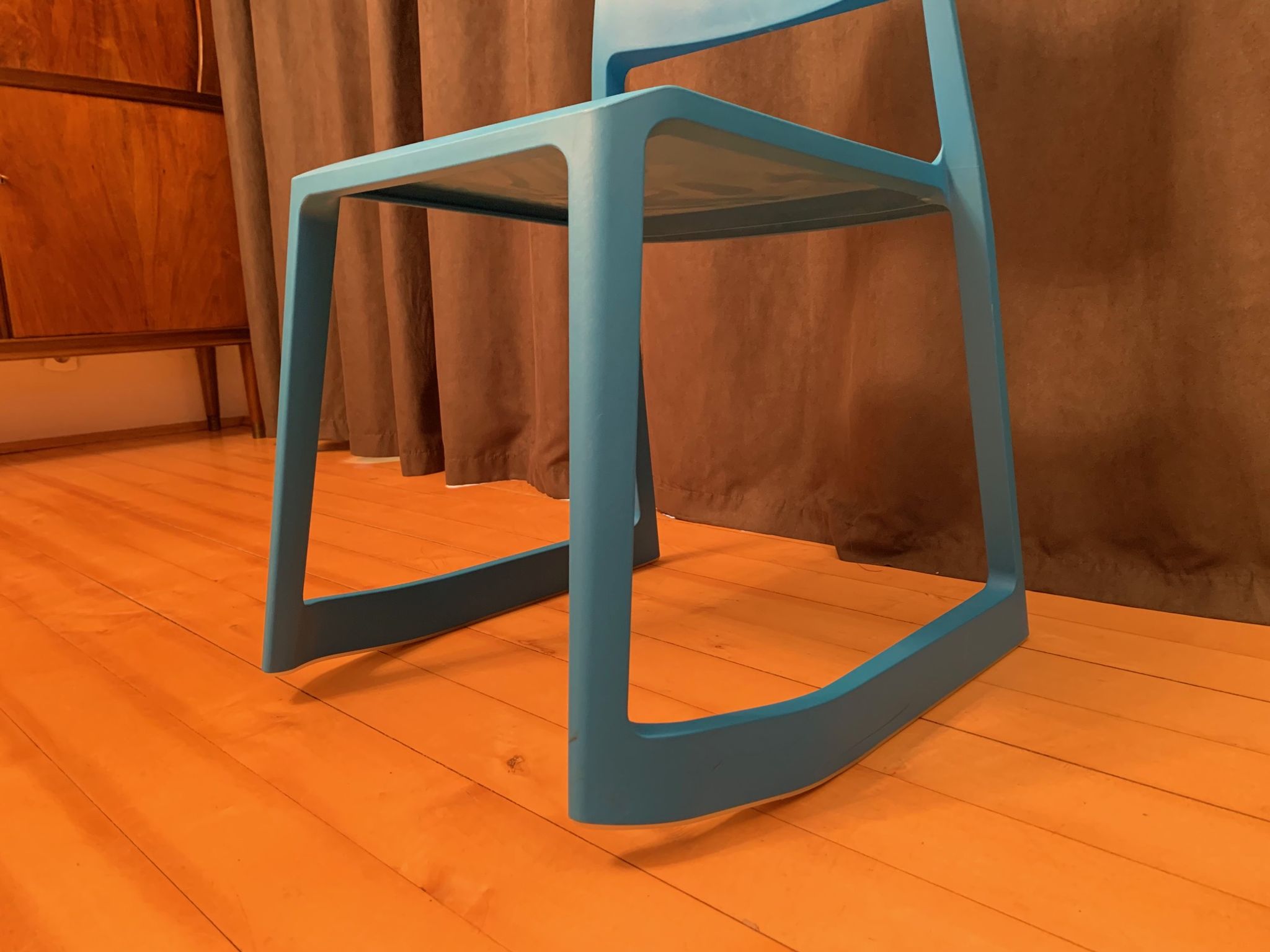 Tip Ton chair, designed by Edward Barber - Jay Osgerby, Vitra