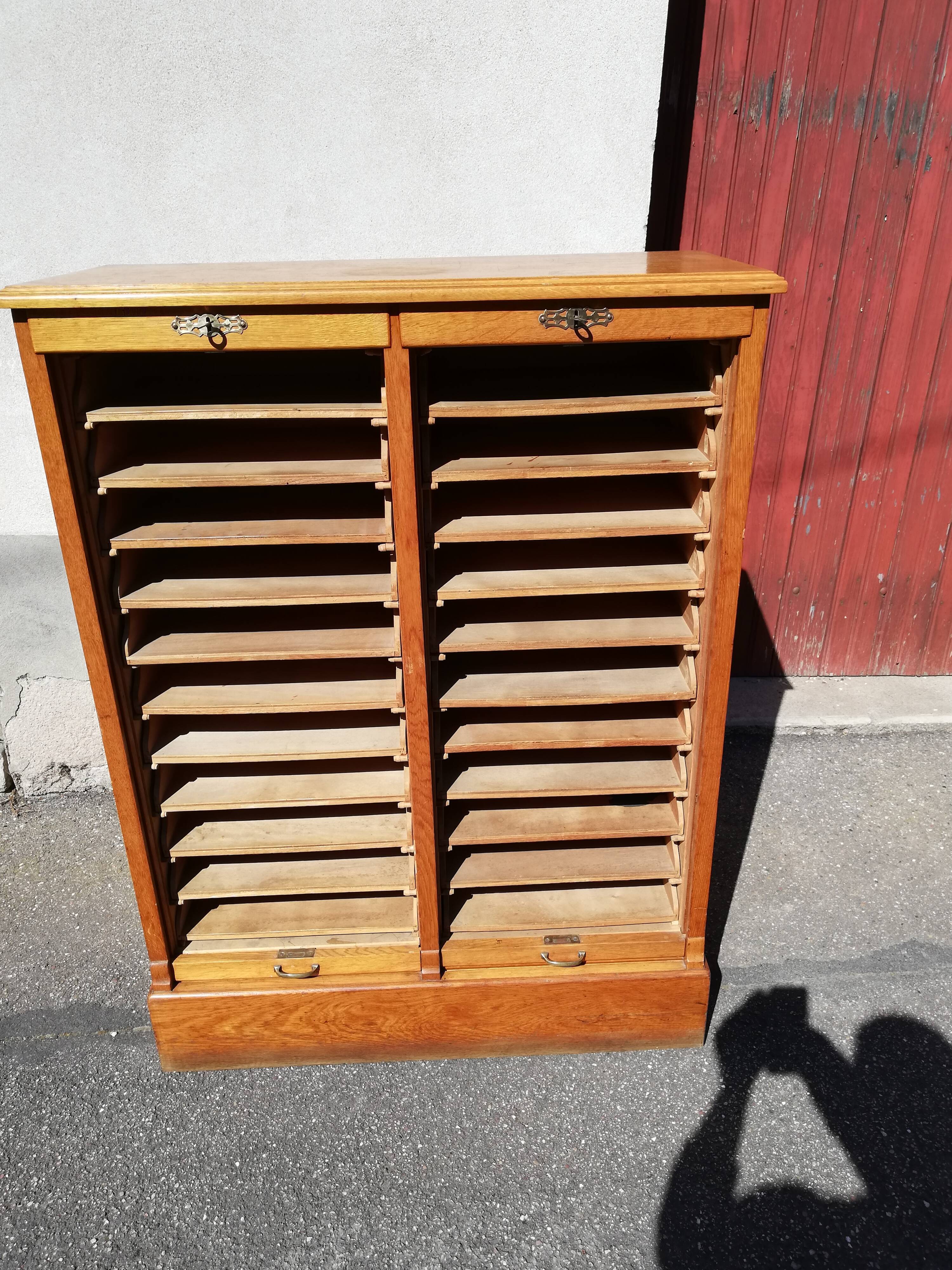 Furniture curtain binder year 30 oak