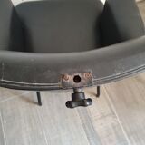 Hairdresser's chair