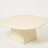 Large free-shaped coffee table clover in Italian travertine 1970