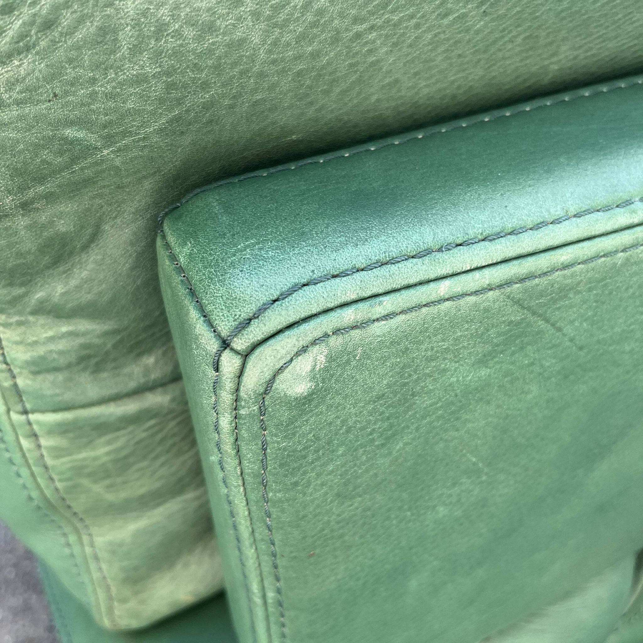 Salon Roche Bobois cuir vert made in Italy