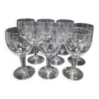 Series of 9 stemmed glasses