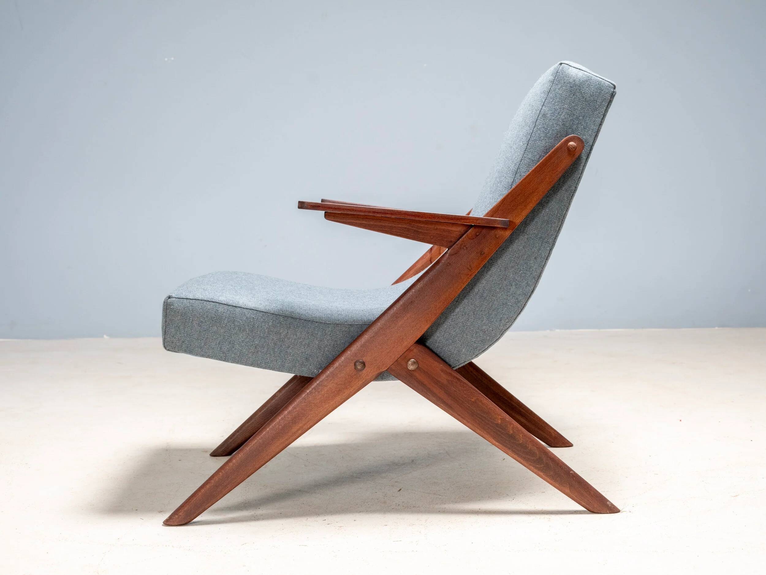 Fauteuil lounge moderne du milieu du siècle, fauteuil entièrement restauré, années 1950-1960