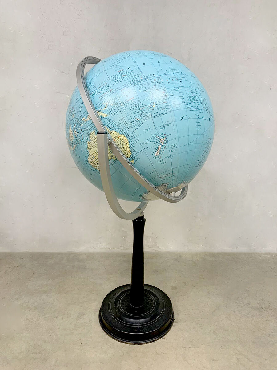 Vintage JRO globe floor lamp