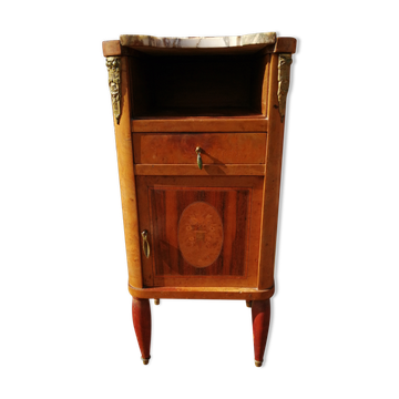 Table de chevet ancien