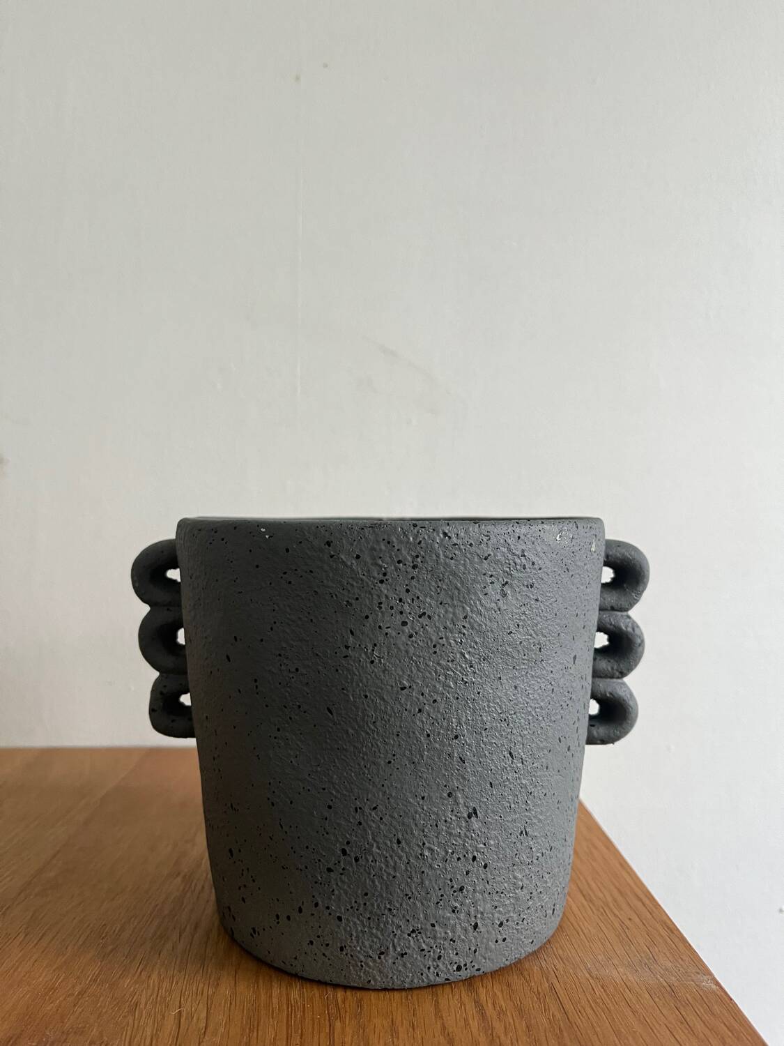 Cement plant pot